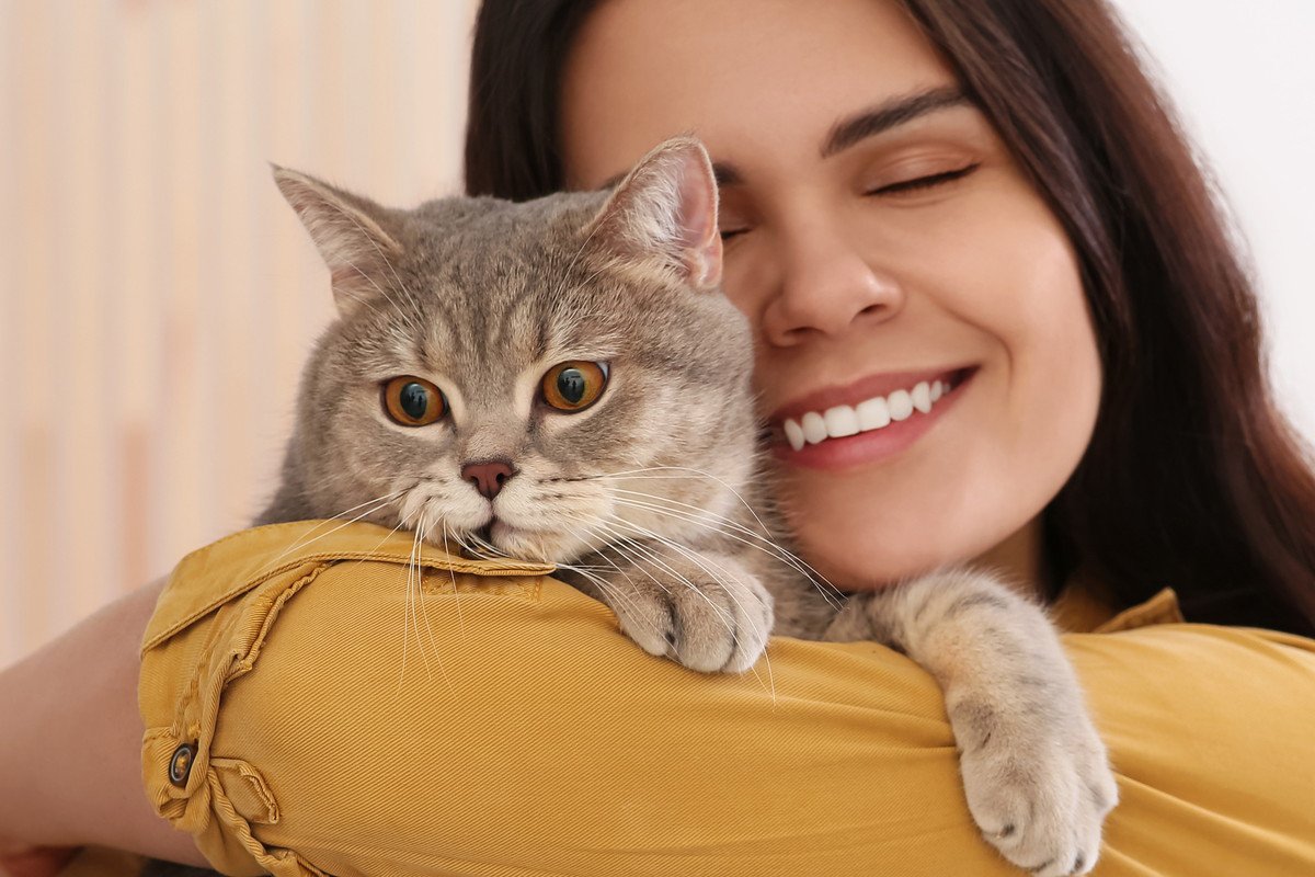 猫に絶対してはいけない『愛情表現』4つ　続けてしまった場合のリスクとは