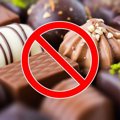 猫にチョコレートは危険！症状や致死量、食べた時の対処法