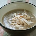 鶏胸肉と蕎麦の実のスープ