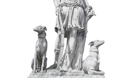 女神アルテミスと犬の像