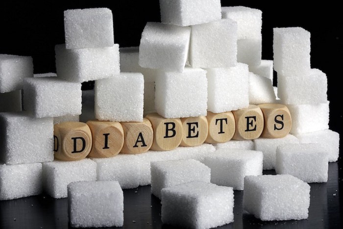 角砂糖と「糖尿病」の文字